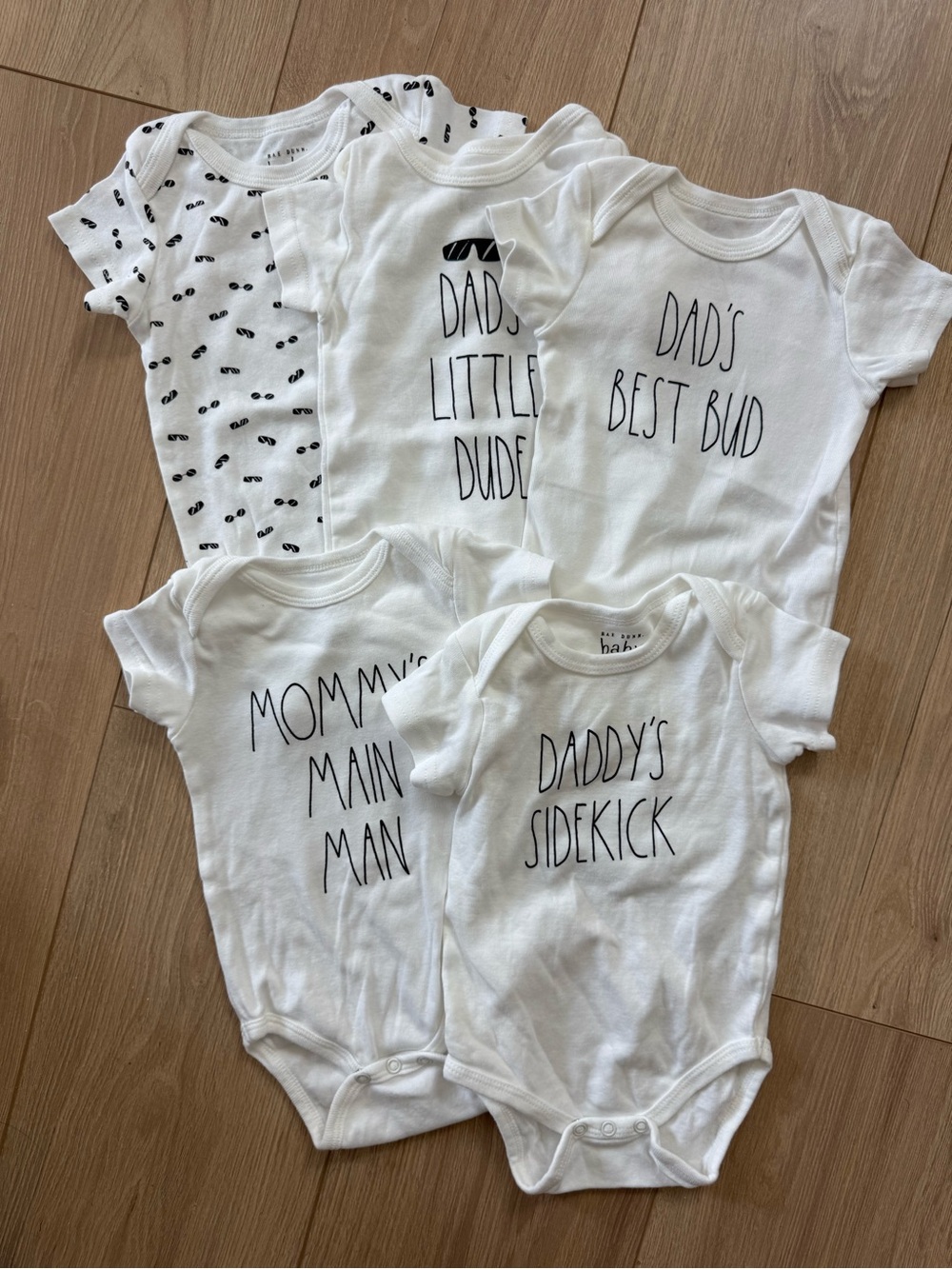 Rae Dunn Baby Daddy & Mommy Graphic Bodysuit 5-Piece Set 6–9M